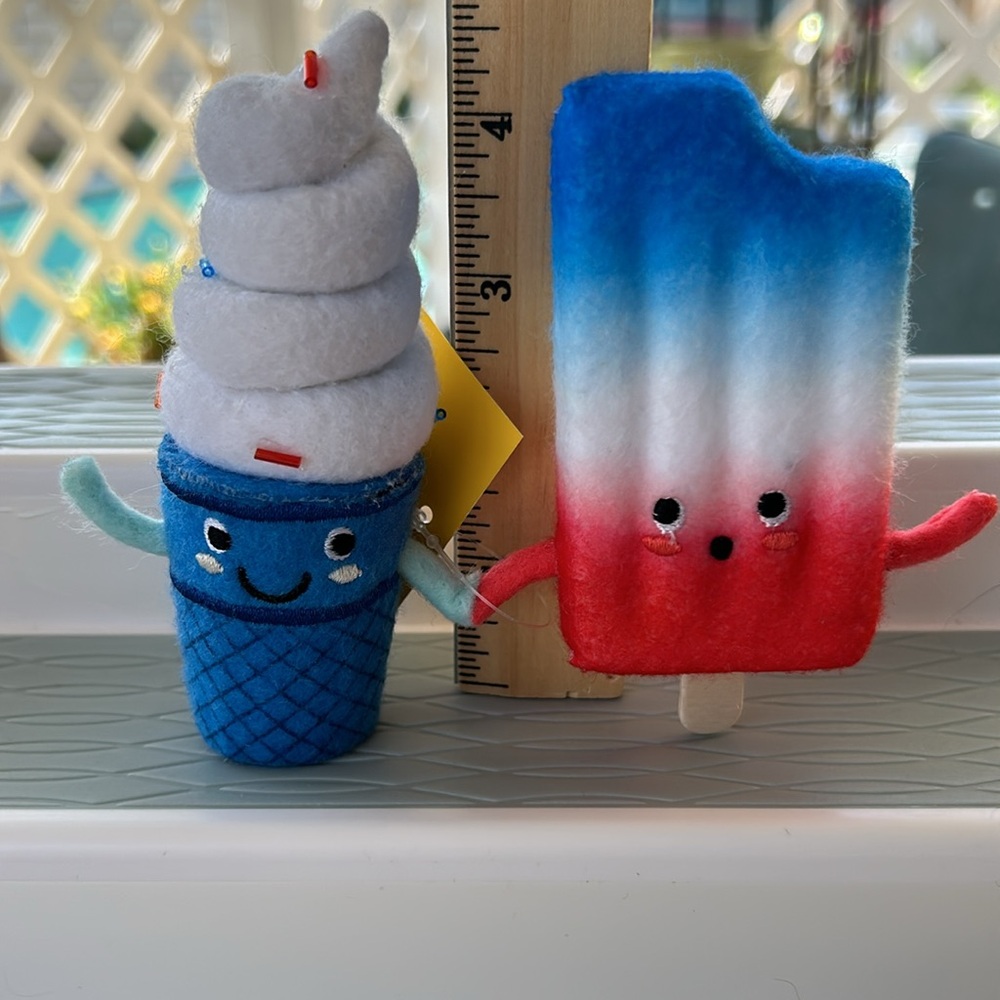 Sun Squad Decor Felt Ice Cream Cone & Ice Cream Popsicle Figurine NWT